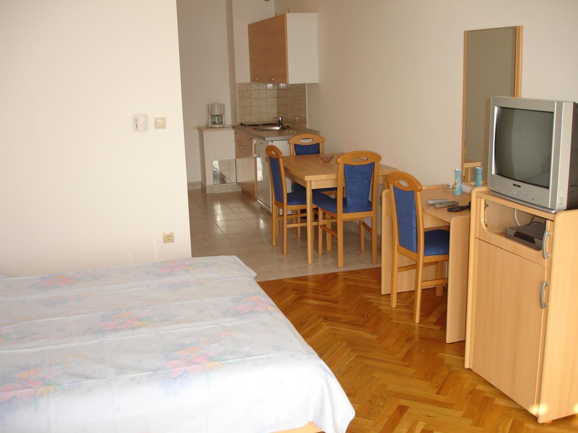 Apartments Petricevic Selce Buitenkant foto