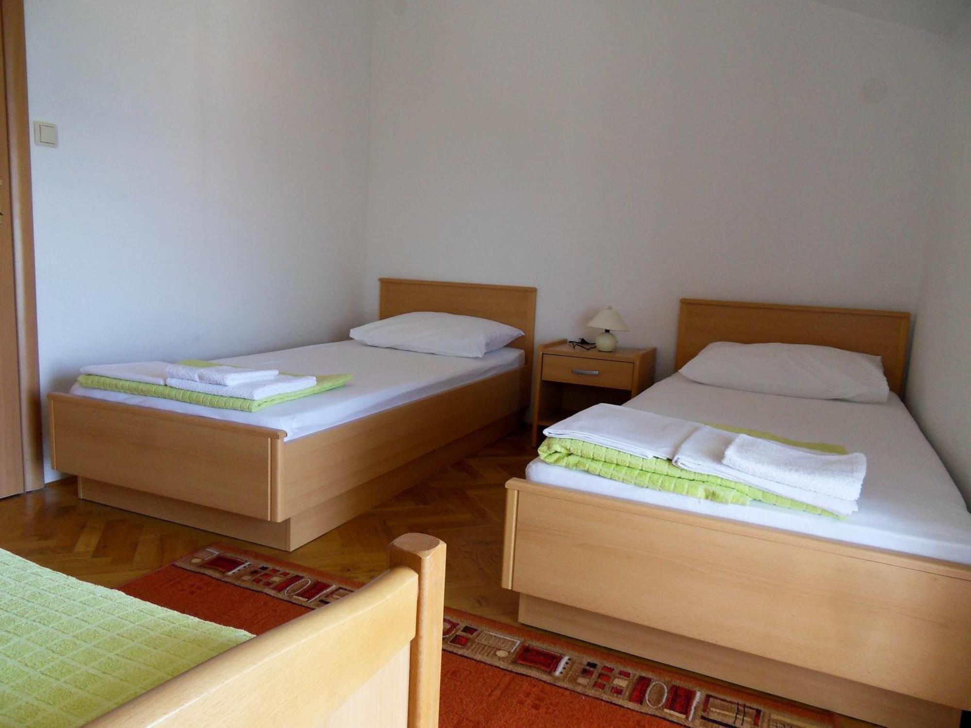 Apartments Petricevic Selce Kamer foto